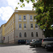 01-Budova-skoly